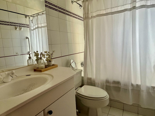 Casa En La Dehesa Central , 5 Dorms + 4 Baños + Servicios