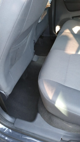 Imagen 7 de 9 de Volkswagen Fox 1.6 - Año: 2011