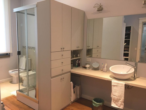Imagen 8 de 11 de Casa Hecha A Nueva En Excelente Zona, Martínez Vias A Libertador