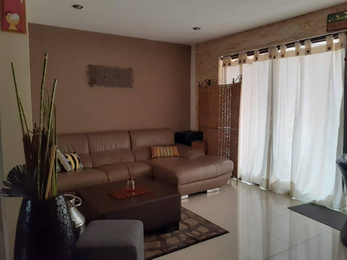 Imagen 4 de 15 de 133710 Carmen María González Vende Townhouse Semiamoblado El Parral (0412-4359728)
