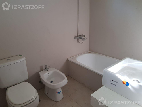 Imagen 22 de 25 de Único De 4 Ambientes
