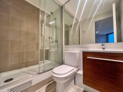 Departamento Impecable Metro Orientales Estc. Y Bodega