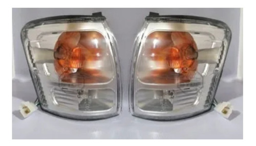 Imagen 3 de 3 de Direccional Faro Toyota Hilux Hirider 2003 A 2005 Juego