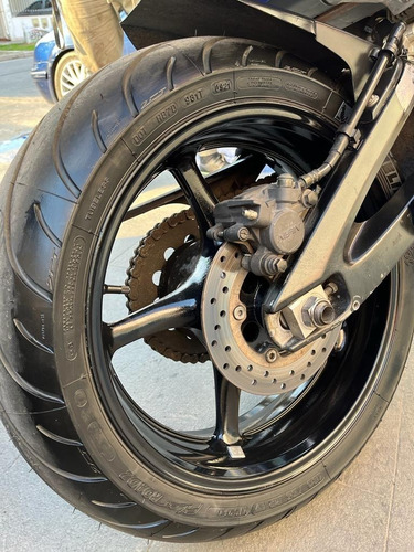 Yamaha R6