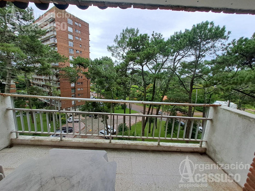 Departamento De 1 Dormitorio Balcón Panorámico Arcobaleno Playa Mansa Amenities