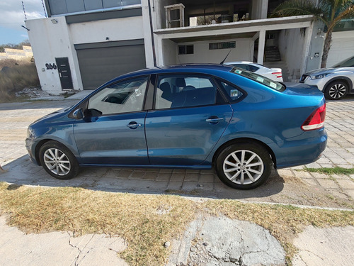 Volkswagen Vento 1.6 Highline Mt