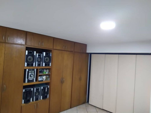 Imagen 8 de 16 de Vendo Apto 237mts2 5h+s/5.5b/4pe Las Acacias