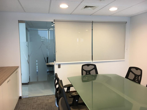 Se Arrienda Oficina En Alfredo Barros Errázuriz, Providencia