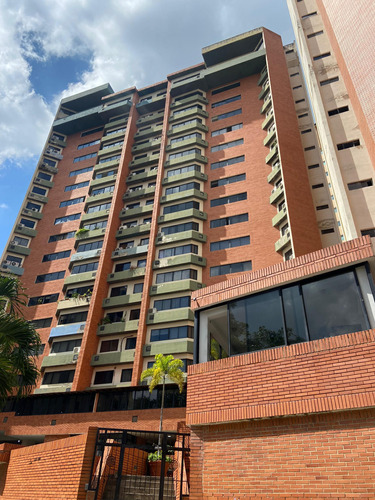 Se Vende Apartamento En El Bosque, Edif Puerta Al Sol 