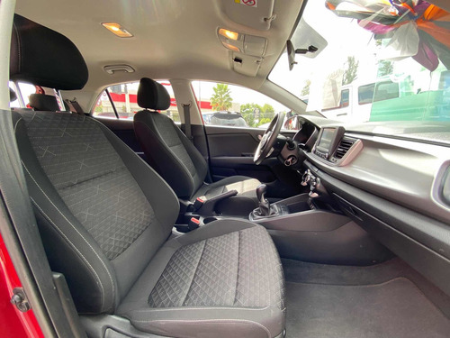 Imagen 7 de 15 de Kia Rio 2020 1.6 Lx Hatchback Mt