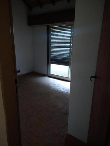 Departamento En Venta - 3 Dormitorios 2 Baños - 248mts2 - Bernal