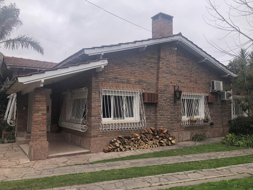 Imagen 4 de 30 de Casa Chalet En Venta - Ituzaingo Residencial - 5 Ambientes - Permuta