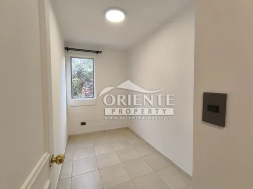 Remodelado, En Condominio 3 Dormitorios 1 Baño