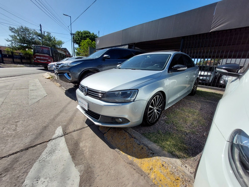 Volkswagen Vento 2.0 Sportline Tsi 200cv Dsg