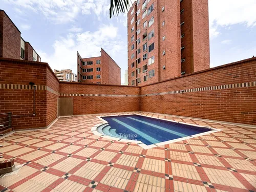 Vendo Apartamento En El Segundo Parque De Laureles - Medellín