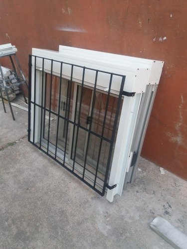 Ventanas Ventanales Puertas En  Aluminio Y Hierro !!!