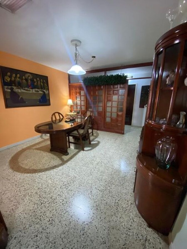 Ecv-1398 Zona Norte Casa Urbanización Maracaibo