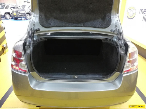 Nissan Sentra B16
