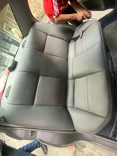 Mitsubishi Lancer 1.3 Gl 4 p