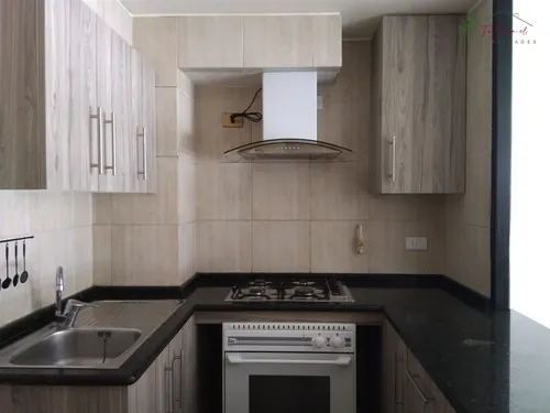 Departamento En Arriendo De 1d/1b Kennedy - Vitacura