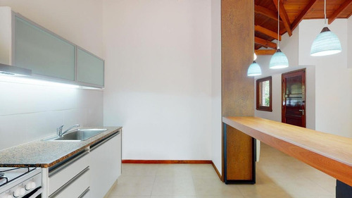 Imagen 9 de 30 de Casa - La Plata