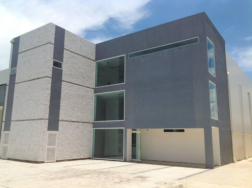 Venta Galpón Zona Industrial Monteserino, San Diego