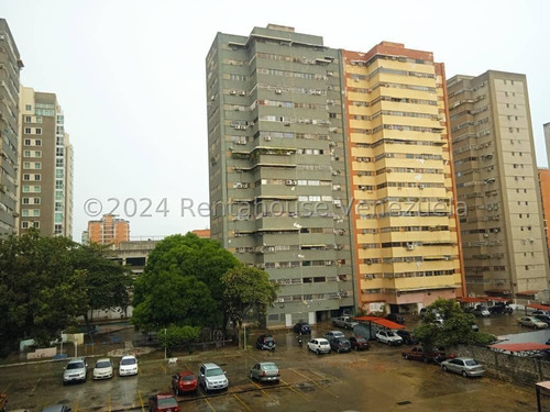 Vendo Apartamento En Urbanizacion Base Aragua (luis Xv), Codigo 24-24861 Cm