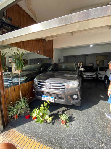 Toyota Hilux 2.8 Cd Srv 177cv 4x2 2016