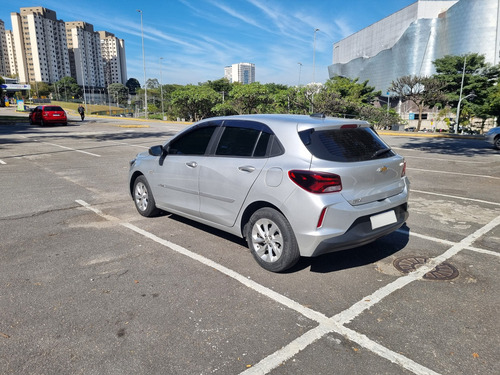 Chevrolet Onix Onix 1.0 Turbo Flex Plus LT Manual