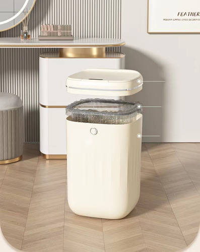 A Bote De Basura Recargable Con Sensor De Movimiento De 20 L