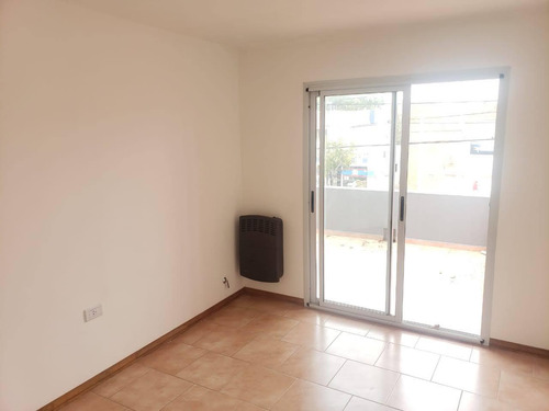 Departamento En La Falda, Con Renta