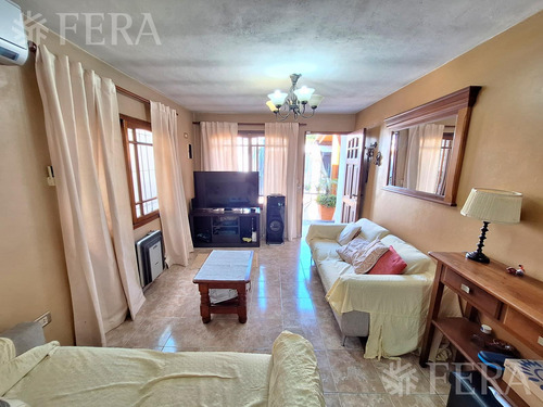 Venta Ph De 3 Ambientes Con Cochera Y Terraza En Sarandí