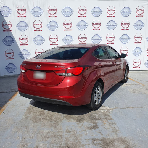 Imagen 8 de 13 de Hyundai Elantra Gls Ta 2015