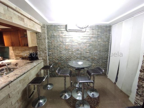 Imagen 4 de 6 de Leida Falcon Rentahouse Vende Townhouse En Pueblo De San Diego 22-6217 Lf