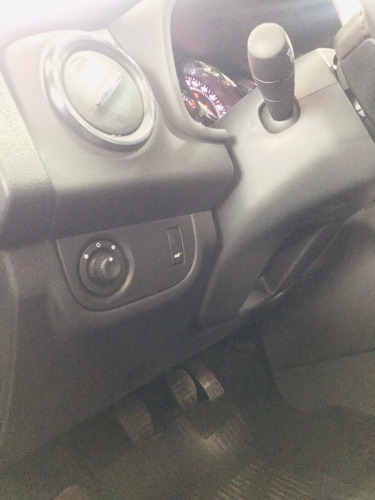 Imagen 23 de 25 de Renault Sandero Intens 1.6 16v Entrega Inmediata