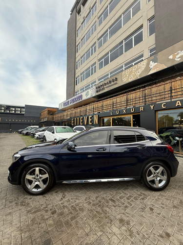 Mercedes-Benz Clase GLA 1.6 Gla250 Amg-line 211cv