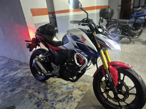Color Blanco, Azul, Rojo Cb190r Racing