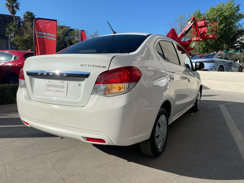 Dodge Attitude 1.2 Se At