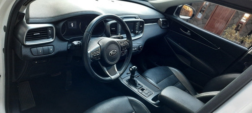 Imagen 2 de 8 de Kia Sorento 2018 2.2 Crdi Ex 4x4