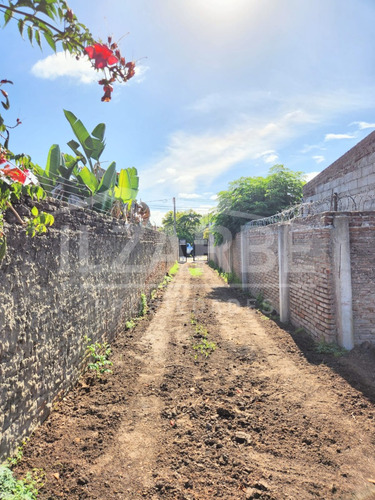 Lote En Barrio Centro