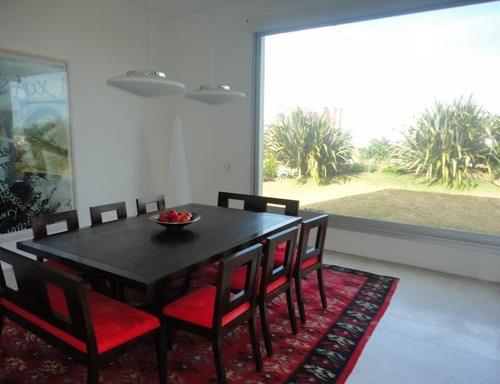 Casa En Venta De 4 Dormitorios En Laguna Blanca