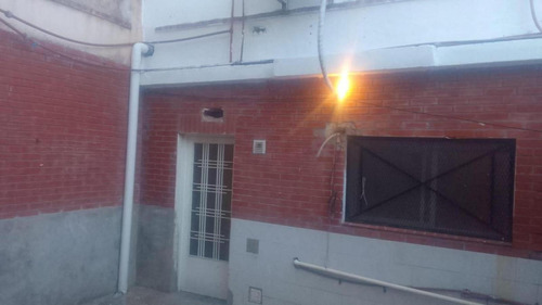 Ph En Venta - 2 Dormitorios 1 Baño - 80mts2 - Caseros