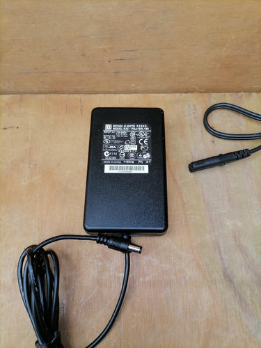 Imagen 1 de 10 de Cargador Phihong 18v. 0.8a. Model: Psa15w-180