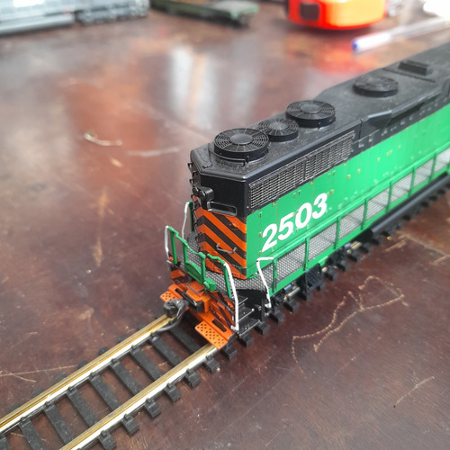 Imagem 2 de 7 de Locomotiva Ho Emd Gp35 Bn 2503 Kato 7,5 Polegadas /12