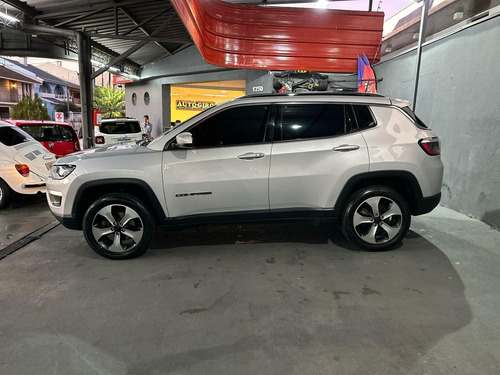 Jeep Compass LONGITUDE 2.0 4x4 Dies. 16V Aut.
