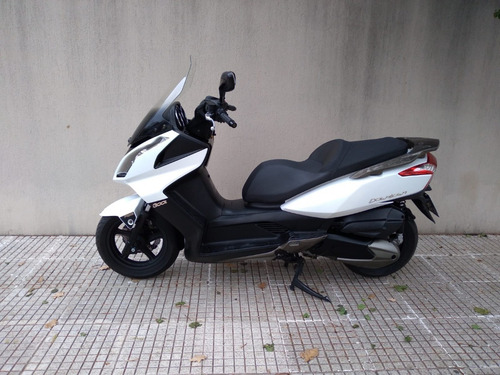 Imagen 12 de 18 de Kymco Downtown 300 Abs Excelente Estado !!!