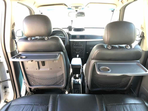 Chevrolet Meriva 2011 1.8 Premium Flex Power Easytronic 5p