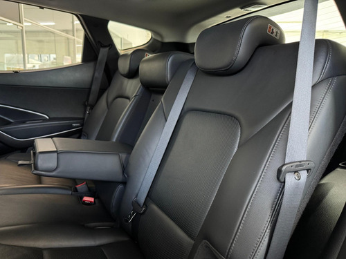 Hyundai Santa Fe 3.3 MPFI 4X4 7 LUGARES V6 270CV GASOLINA 4P AUTOMÁTICO