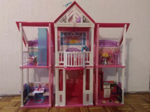 Barbie Malibu Dreamhouse (Usado)
