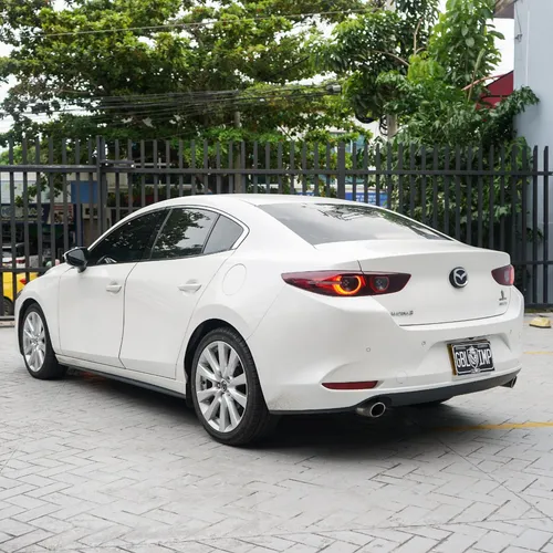 Mazda 3 Grand Touring